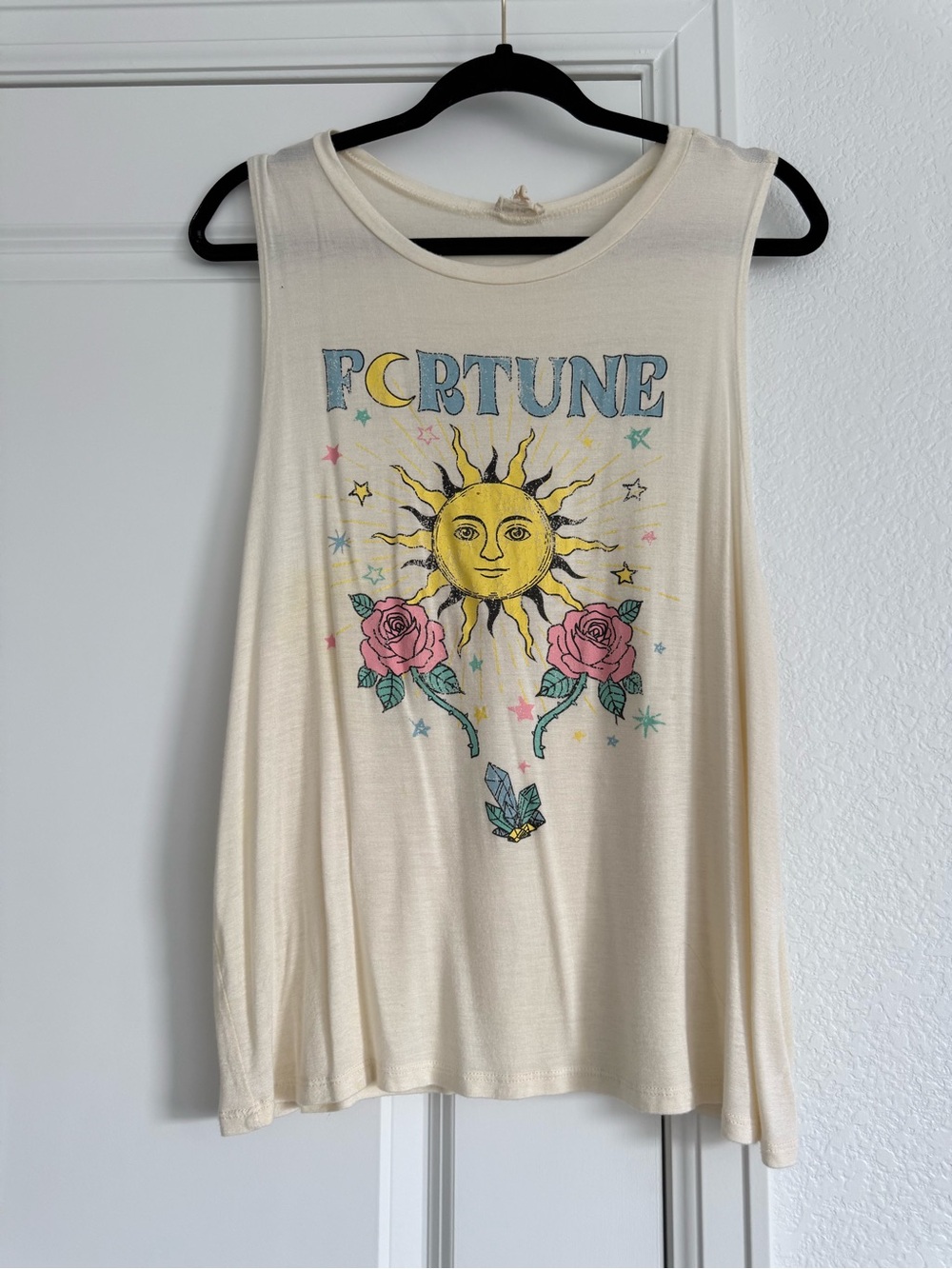 Hem & Thread Boho Graphic Sleeveless Tank, Cream. Womens Large.